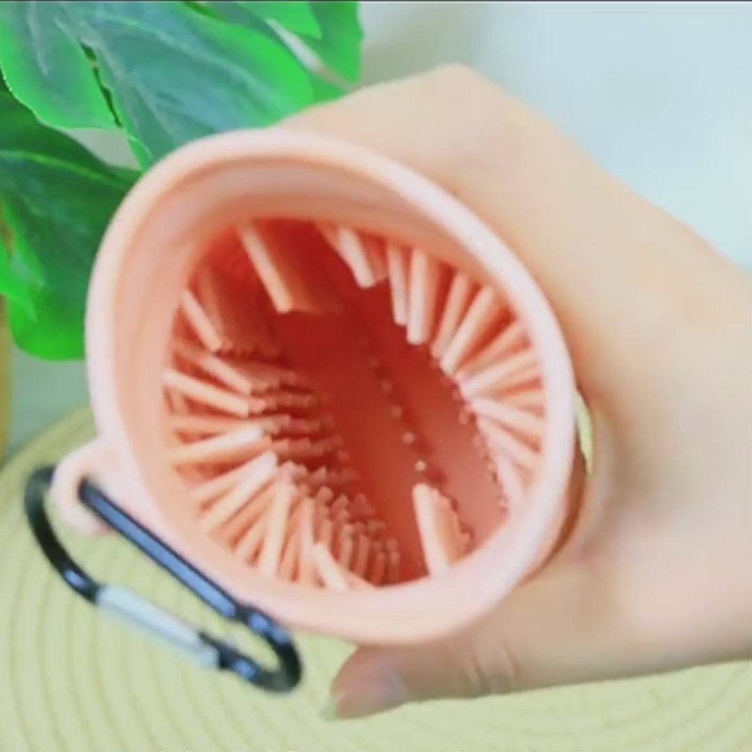 2-In-1 Dog Paw Cleaner Cup - Clean Muddy Paws in Seconds!